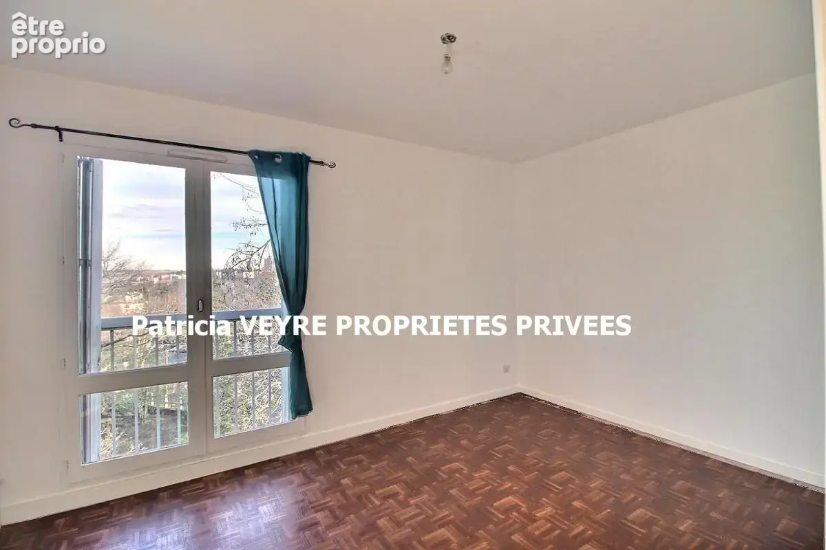 Saint Etienne 42100 Appartement 46m² 3 pièces une chambre une cave - photo 8