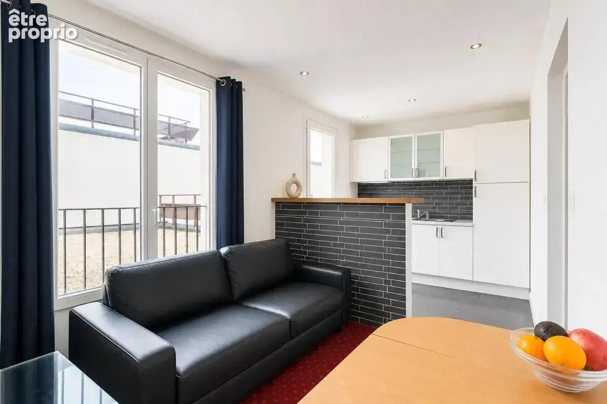Appartement à VILLENEUVE-LA-GARENNE
