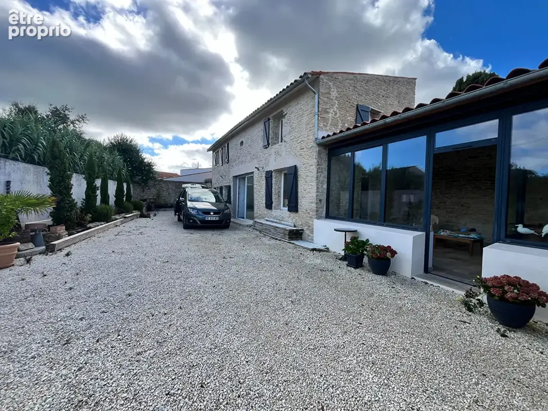 Maison de maître 300 m² 9 pièces Saint Georges d Oleron - photo 3