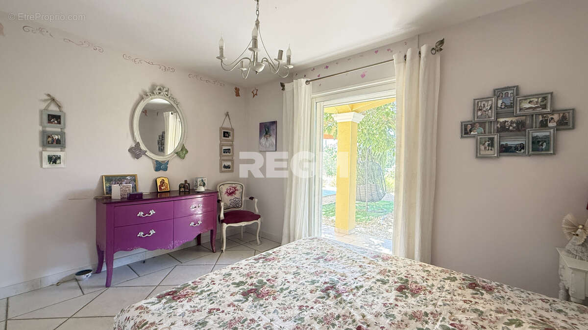 Villa de plain-pied 122 m2 sur parcelle de 1294 M2 - photo 12