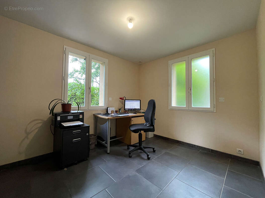 Maison recente aurillac - photo 7