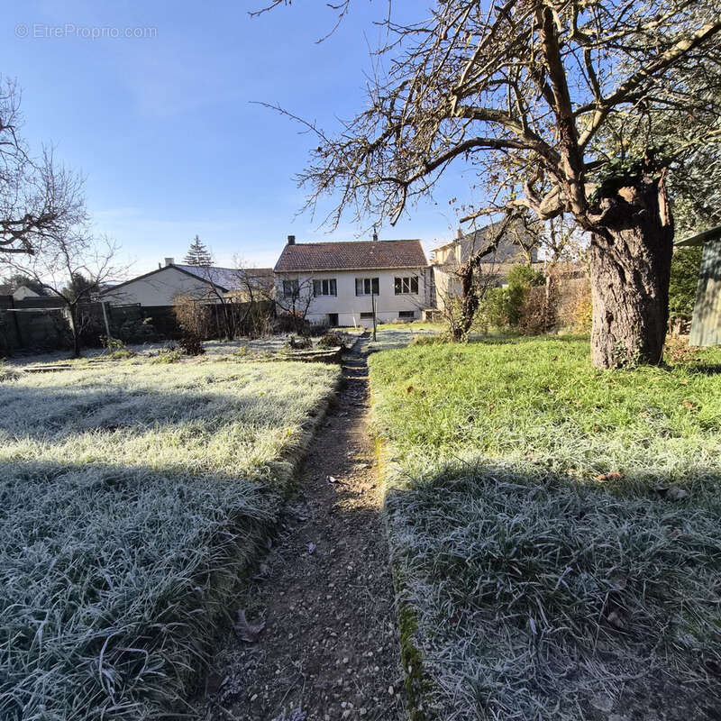 Maison à MALZEVILLE