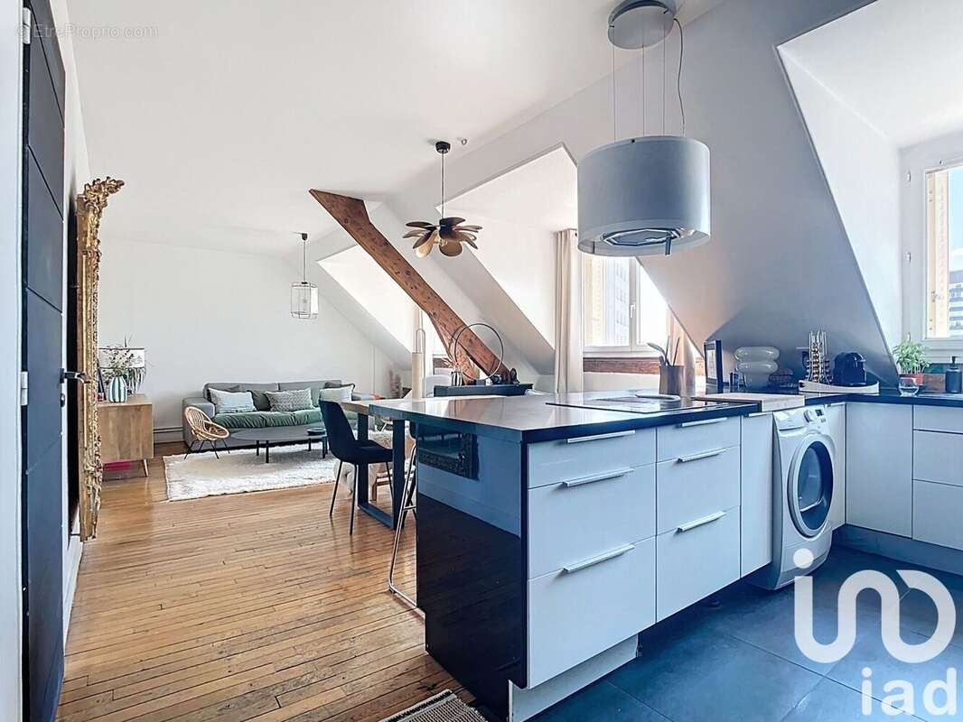 Photo 6 - Appartement à COURBEVOIE