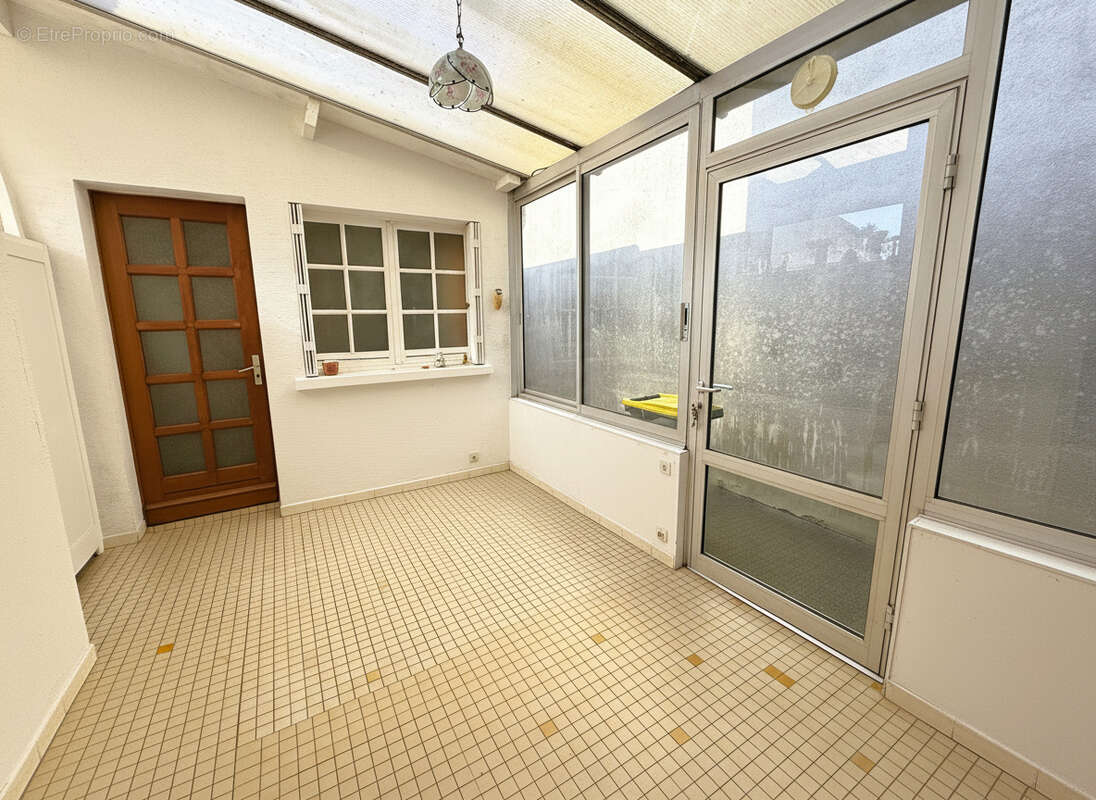 Appartement à MAINVILLIERS