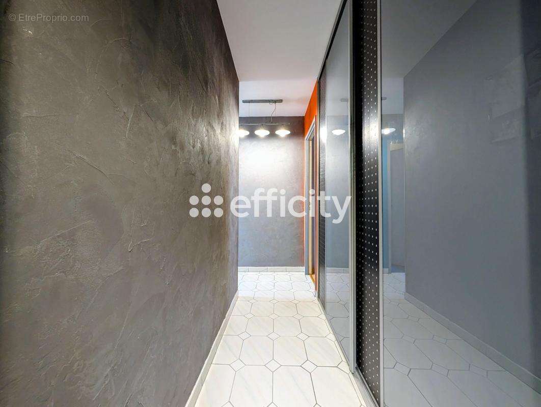 Appartement à ENGHIEN-LES-BAINS