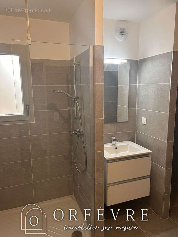 Appartement à CASTELNAU-LE-LEZ