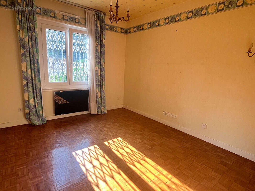 Maison de plain pied 244 m² centre Dardilly avec vue - photo 9