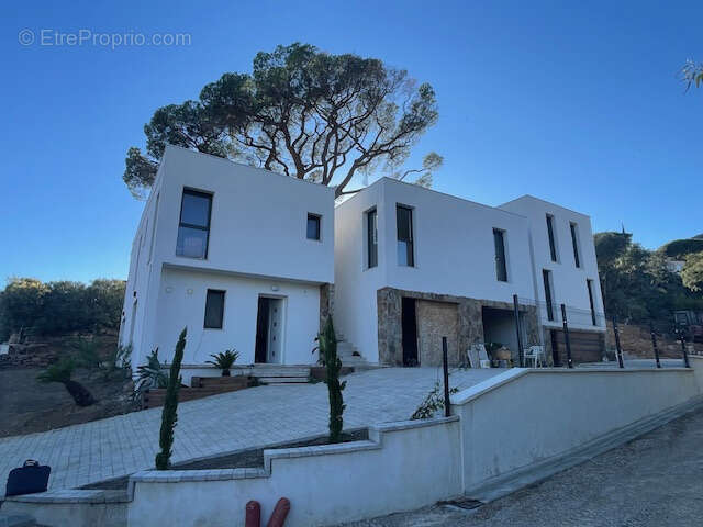 Maison à CAVALAIRE-SUR-MER