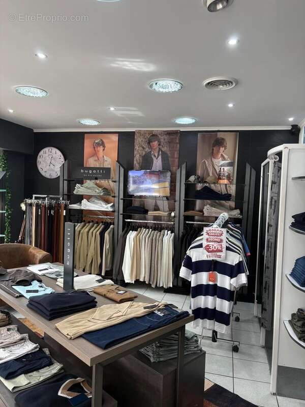 Photo 3 - Commerce à VITTEL