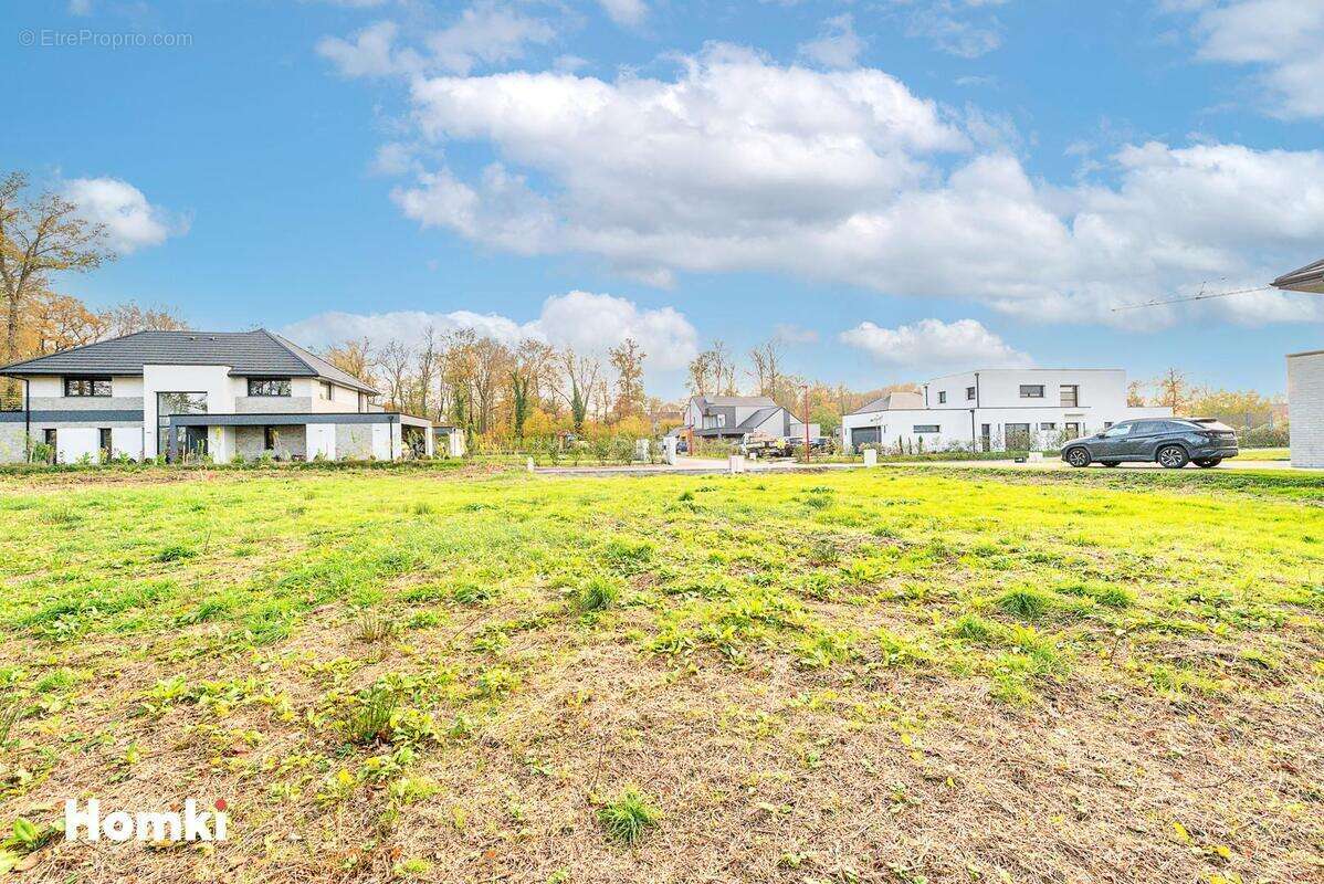 Terrain à MERIGNIES