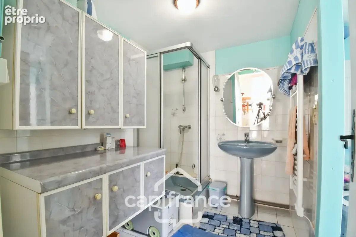Maison à vendre 4 pièces MAZERAY (17) sur 900m² de jardin clos et 3 garages - photo 16