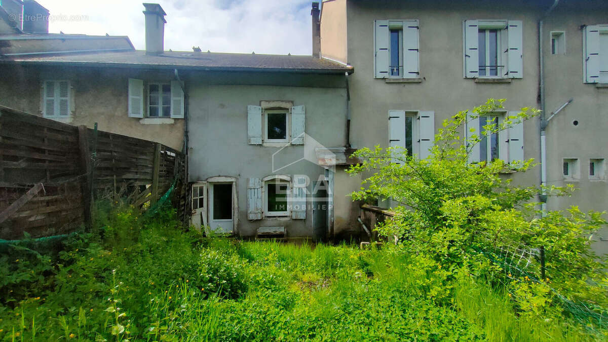 Maison à HAUTEVILLE-LOMPNES