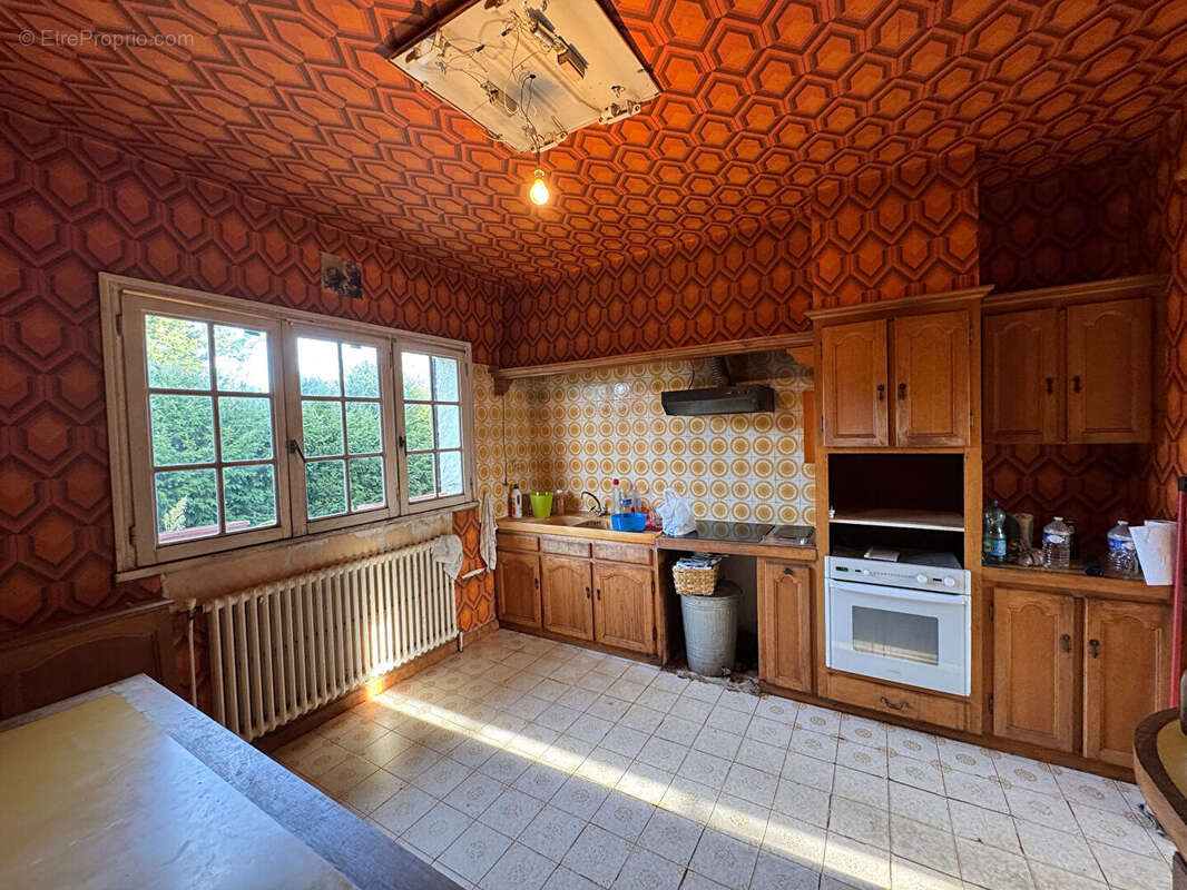 Maison à FEUCHEROLLES