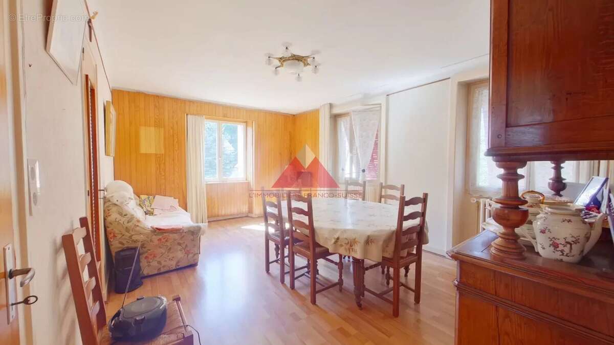 Maison à SAINT-LAURENT-EN-GRANDVAUX