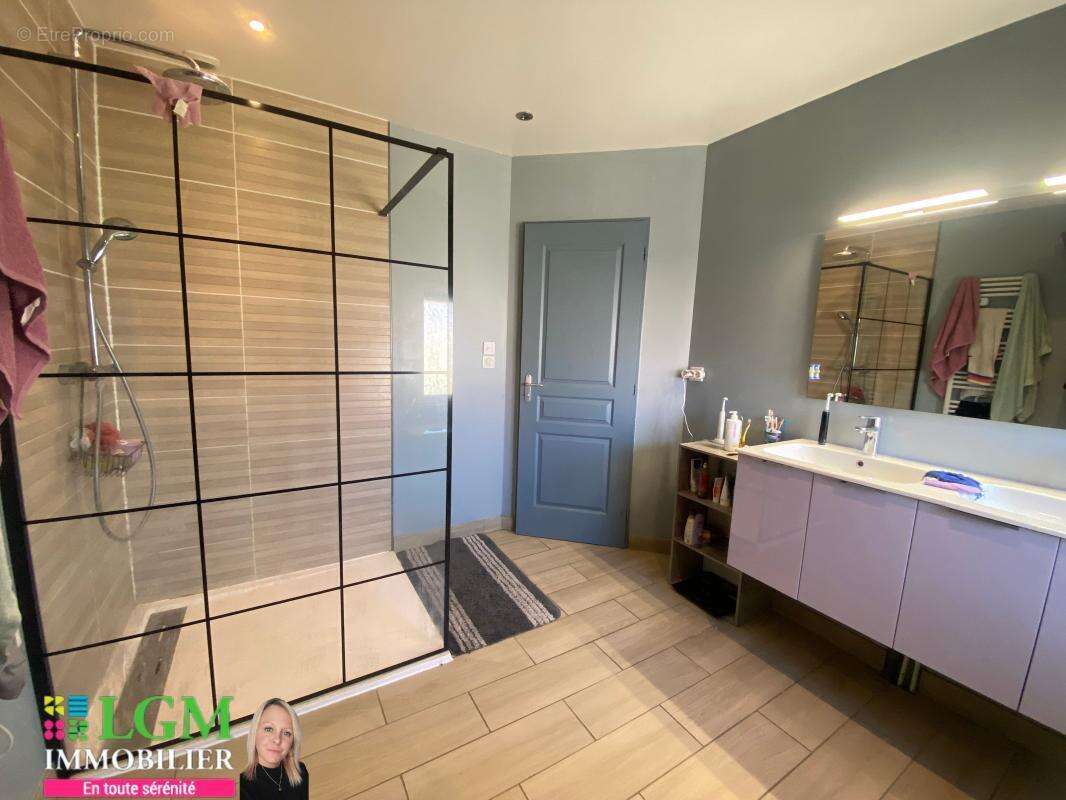 Maison à LUCY-LE-BOCAGE