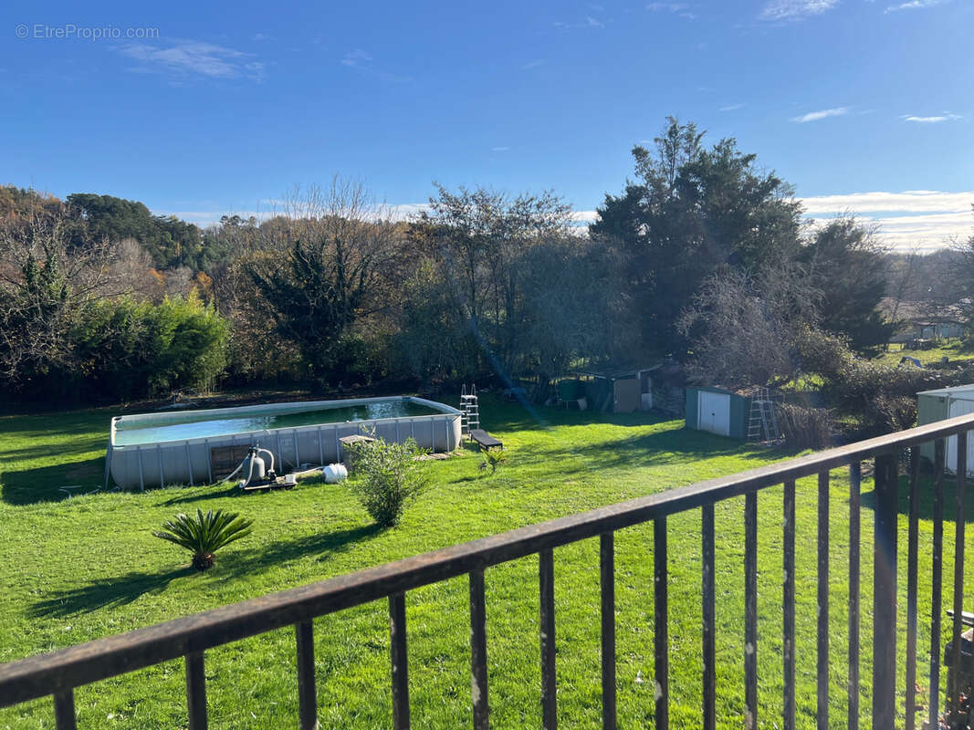 Maison à CHATEAU-L&#039;EVEQUE