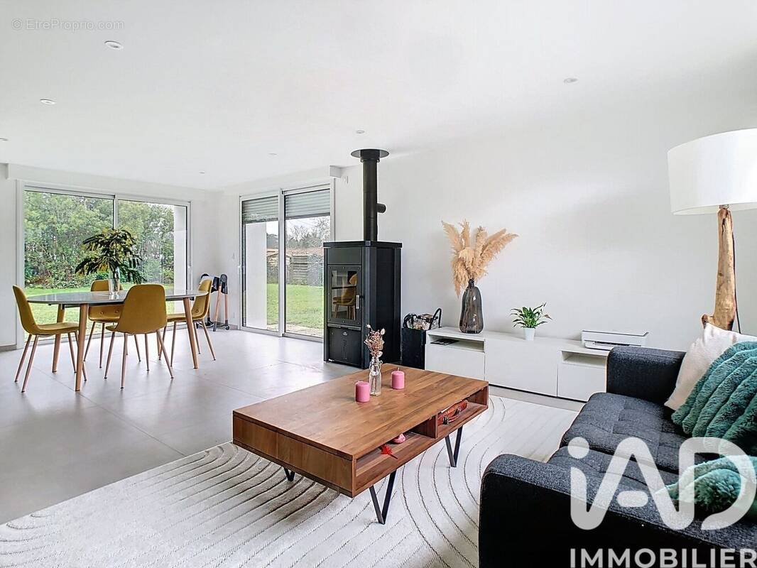 Photo 1 - Maison à HAUTE-GOULAINE