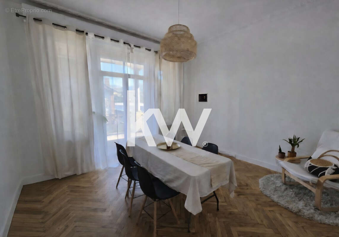 Appartement à FRAISSES