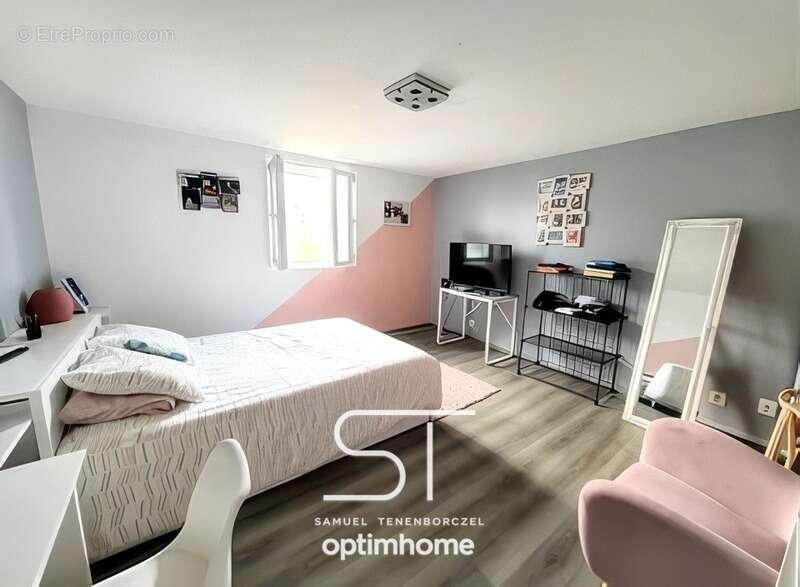 Maison familiale 5 ch de 148 m² – Le Mesnil-Guillaume (14100) - photo 9