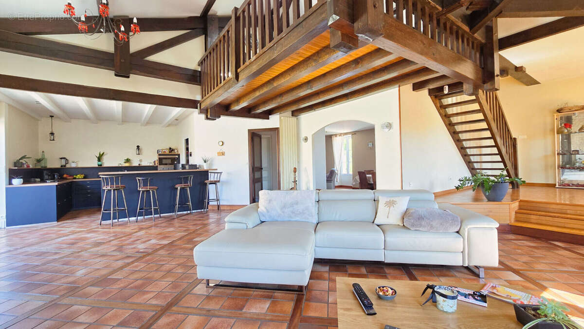 Maison à LA ROCHELLE