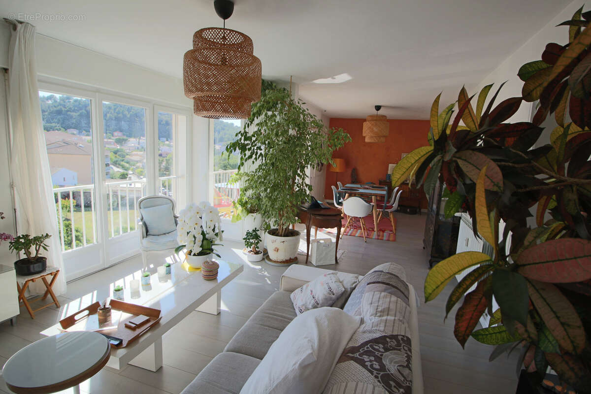 Appartement à HYERES