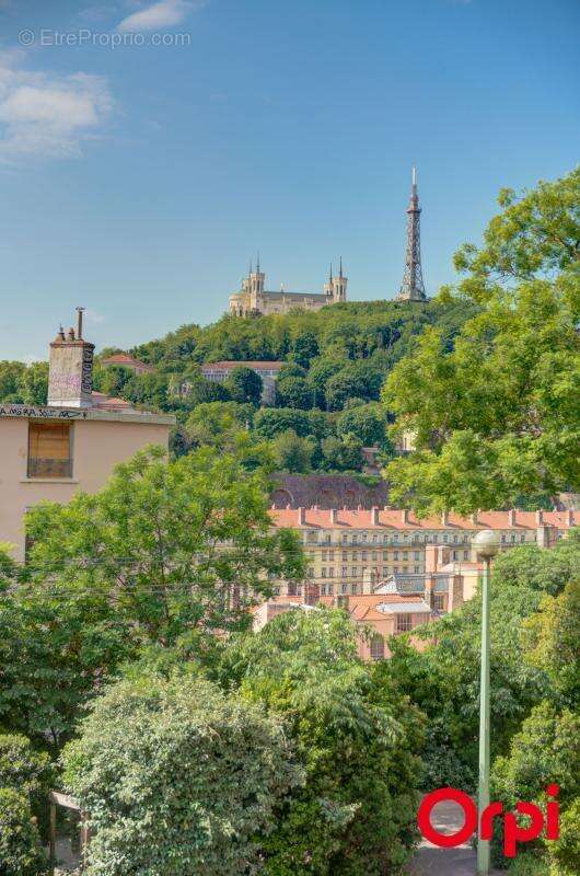 Appartement à LYON-1E