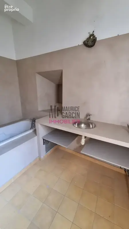 Maison 8 pièces 180 m² à vendre à Entraigues-Sur-La-Sorgue (84320) - photo 6