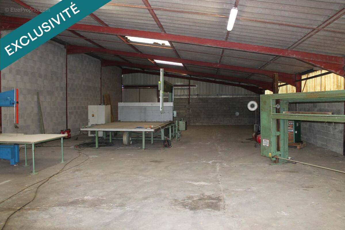 Photo 1 - Commerce à BARISEY-LA-COTE