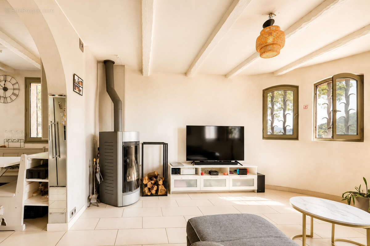 Exclusivité   Villa d'Exception T7 sur 2 000 m2 avec Piscine - photo 14