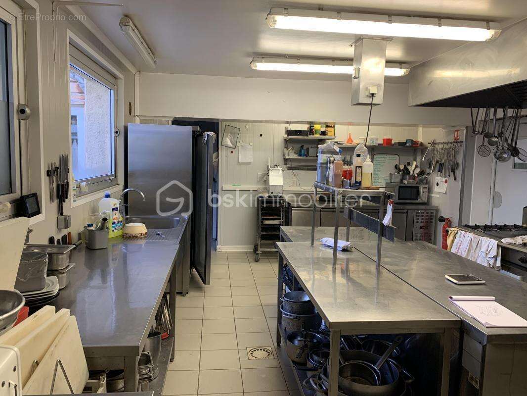 Commerce à MONTOIRE-SUR-LE-LOIR