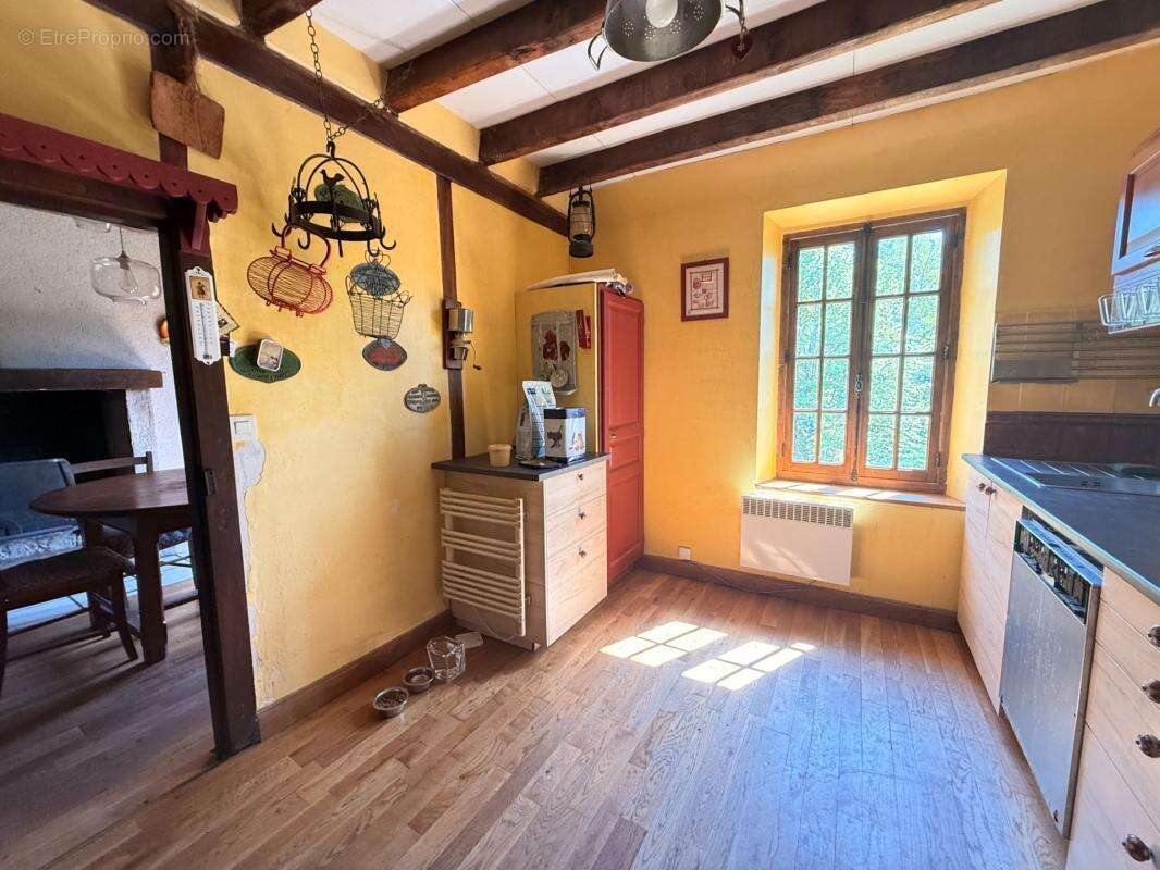 MAGNIFIQUE Moulin de Peurousseau 142m², 4 chambres sur terrain de 4663m² 149 000 € - photo 4