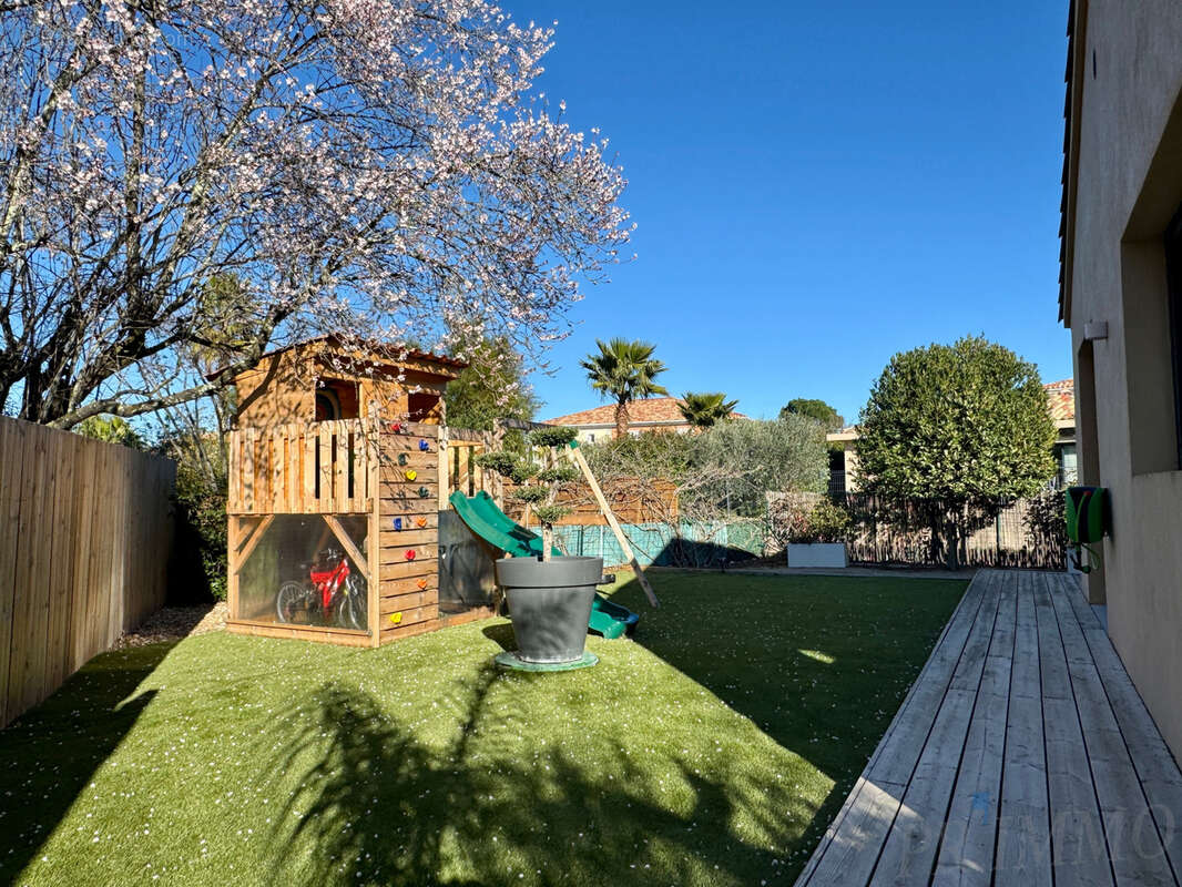 Maison à PUGET-SUR-ARGENS