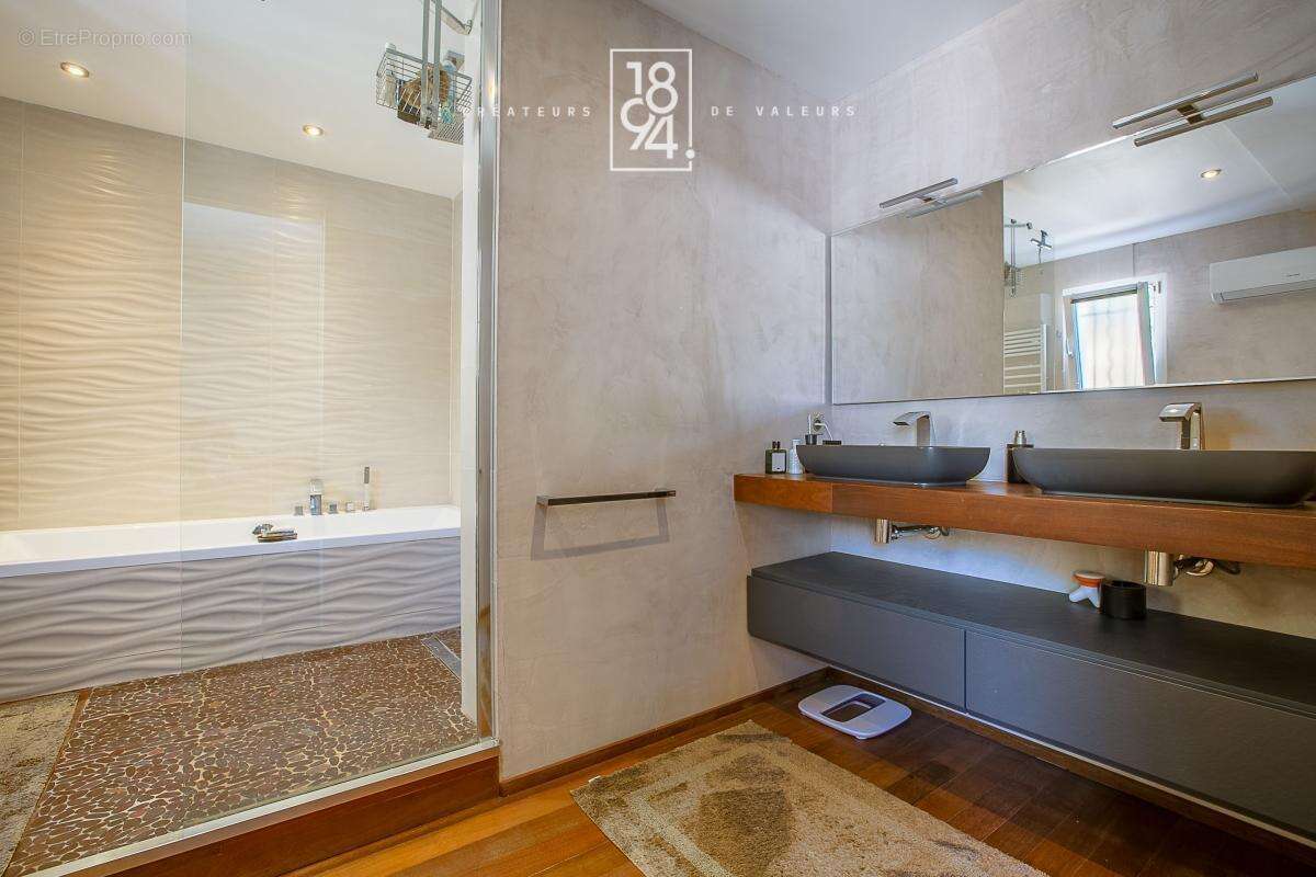 Maison à MARSEILLE-16E