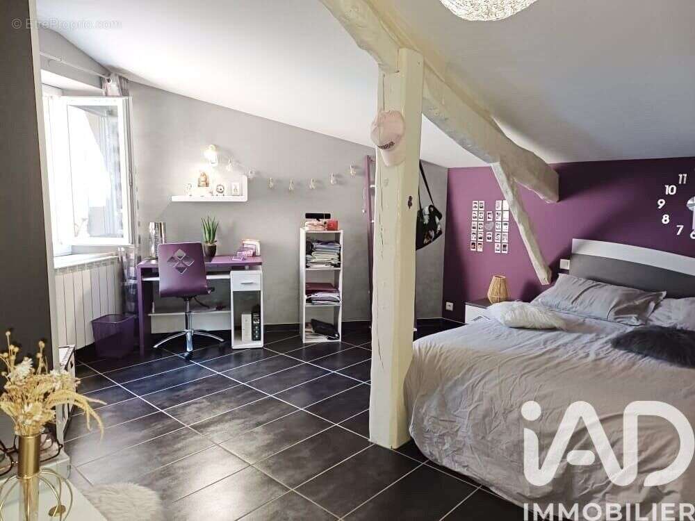 Maison 181 m² à Montredon  - photo 5