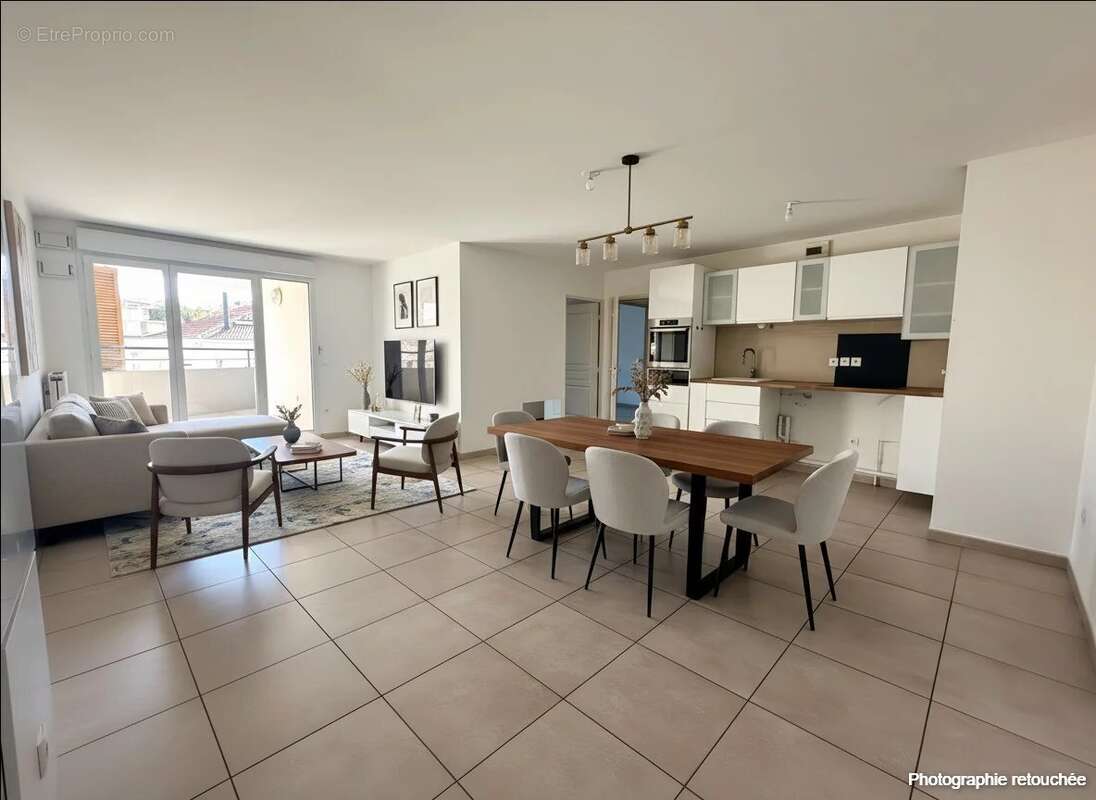 Appartement à MARSEILLE-8E