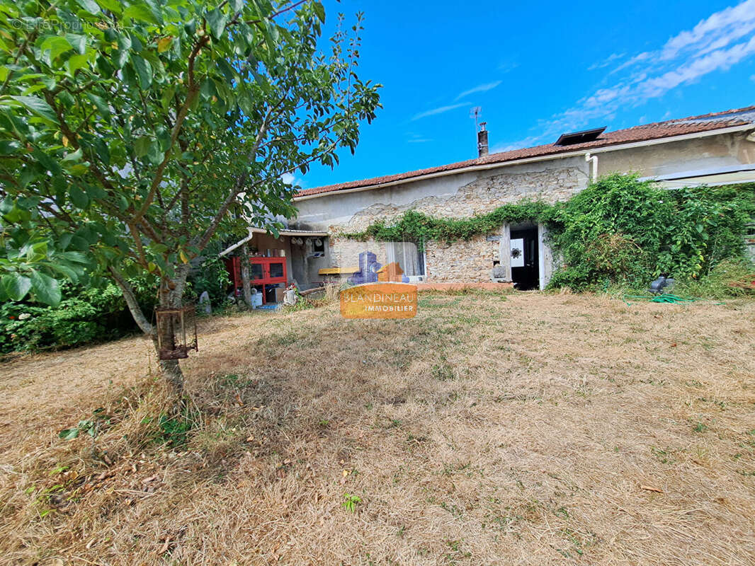 Le pellerin, maison ancienne 2 ch, 93 m² - photo 2