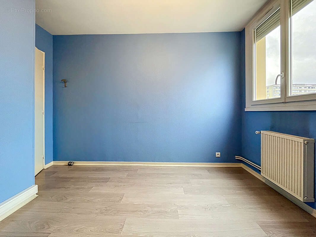 Appartement à CHENOVE