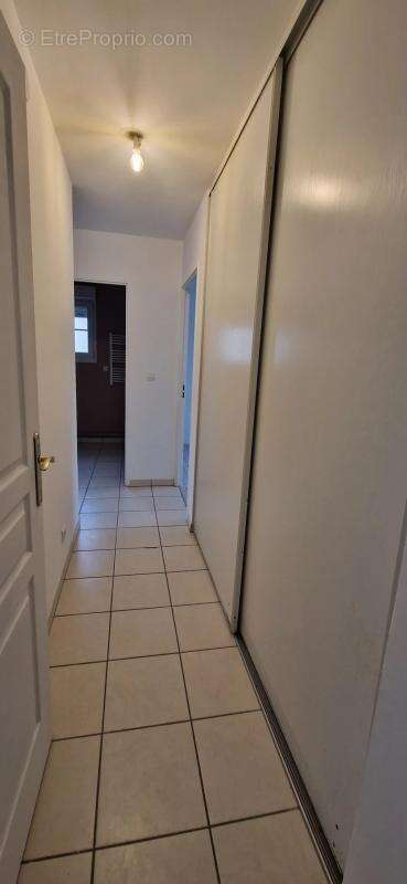 Appartement à CREVECOEUR-LE-GRAND