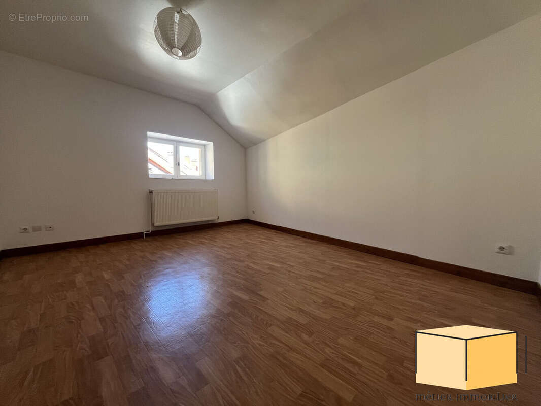 Maison 71 m² à Belley  - photo 8