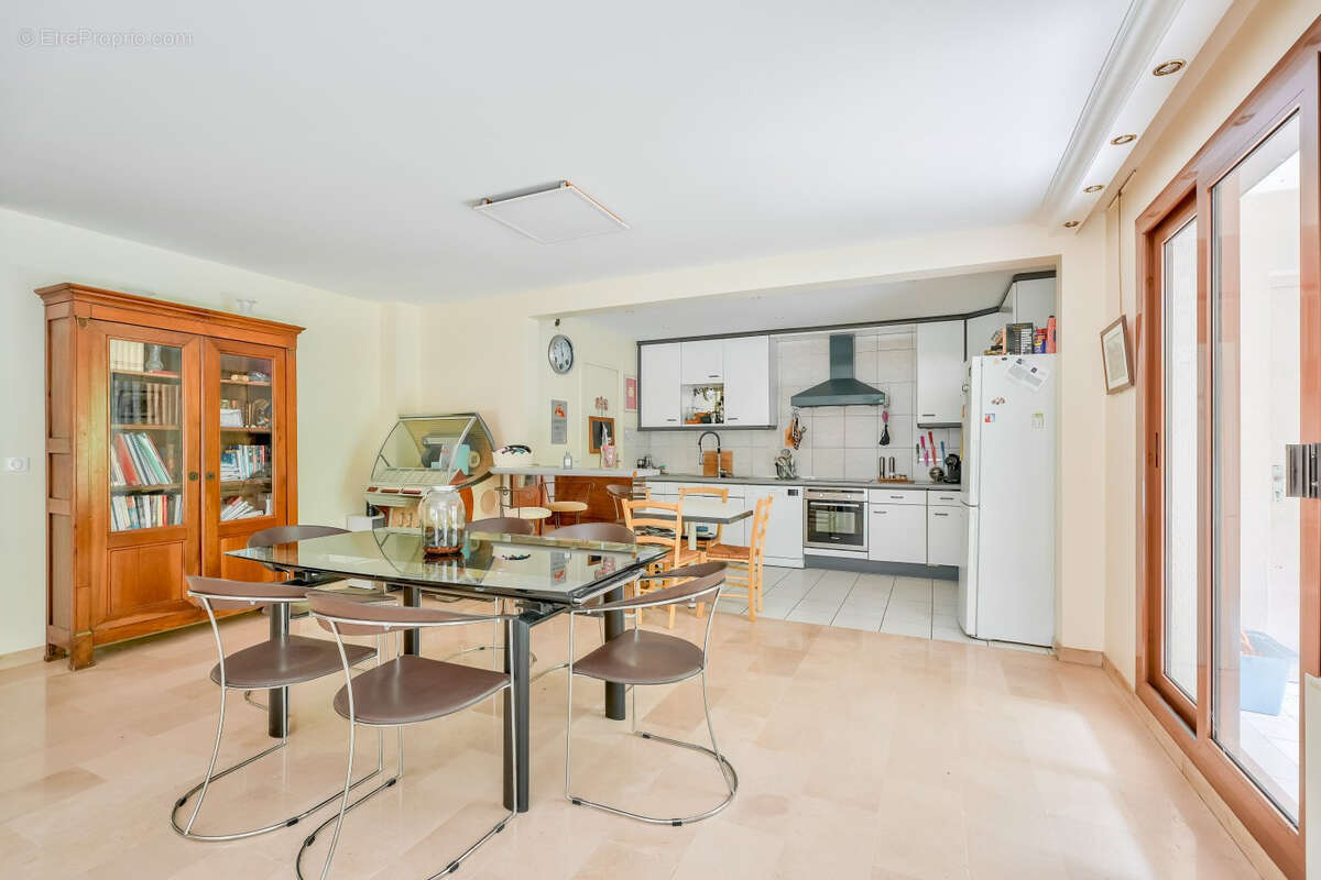 Appartement à CALUIRE-ET-CUIRE