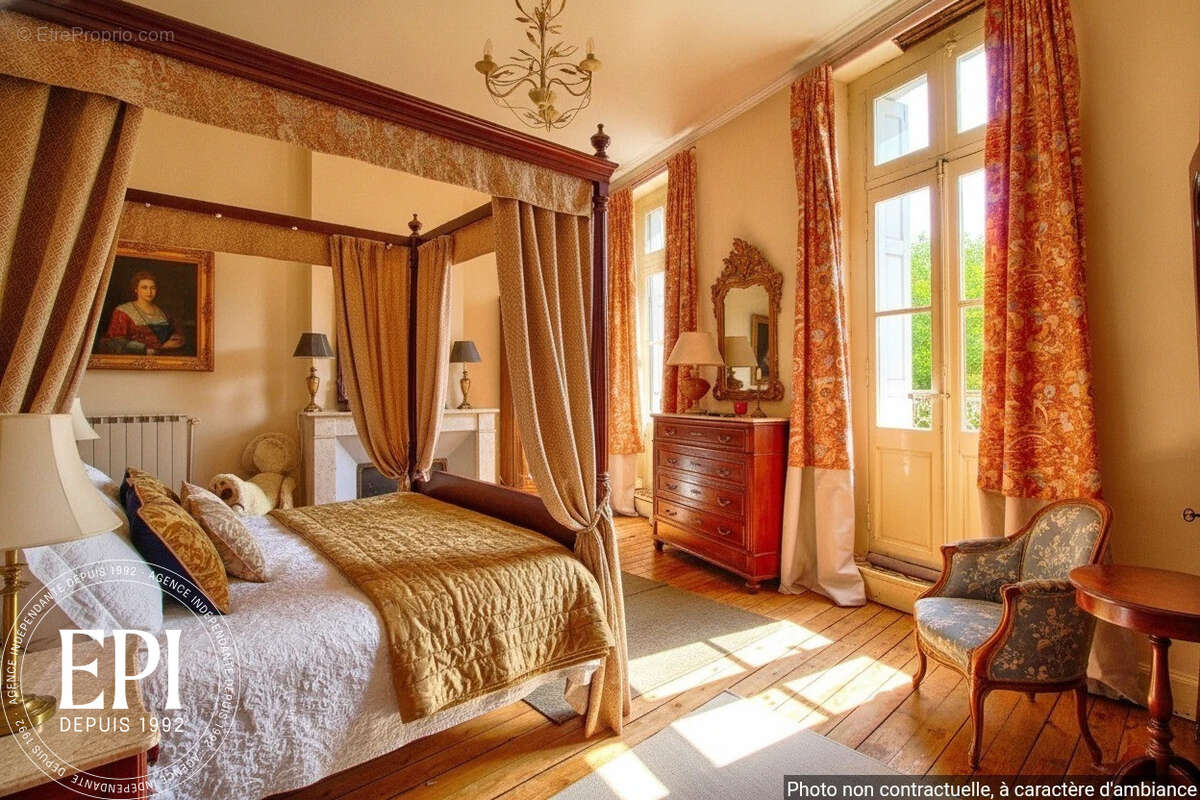 Découvrez un appartement d’exception, alliant charme bourgeois et fonctionnalité, au dernier étage. - photo 9