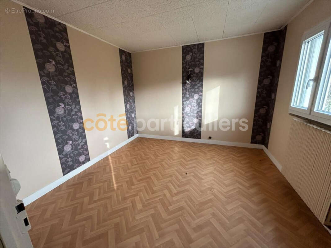 Maison à AGON-COUTAINVILLE