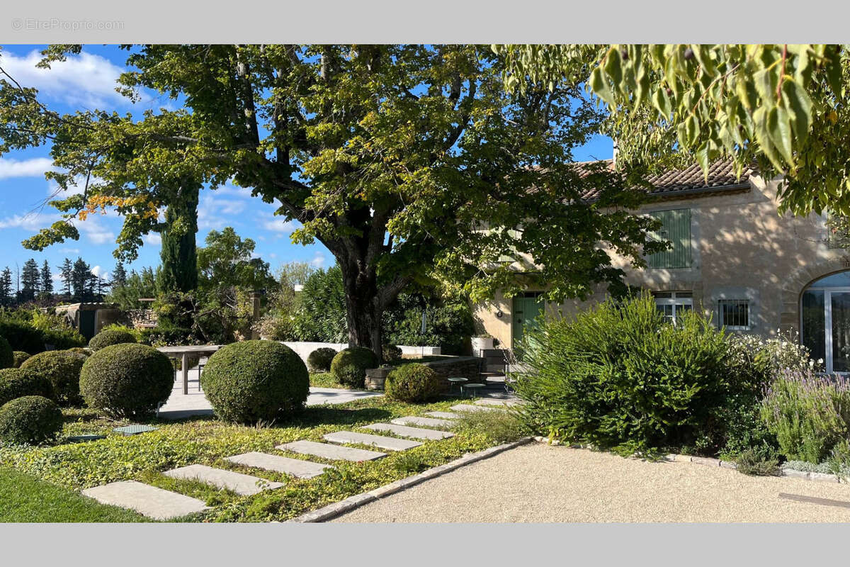 Maison à RASTEAU