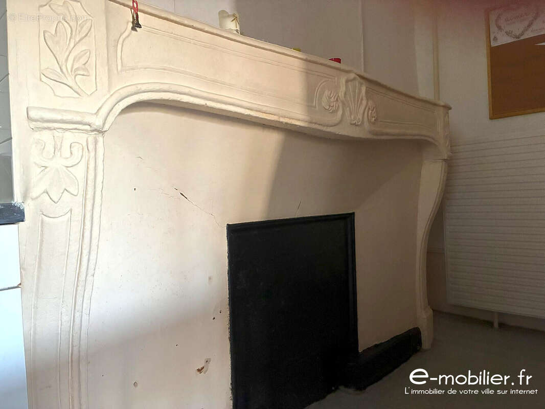 Maison à VILLEMONTAIS