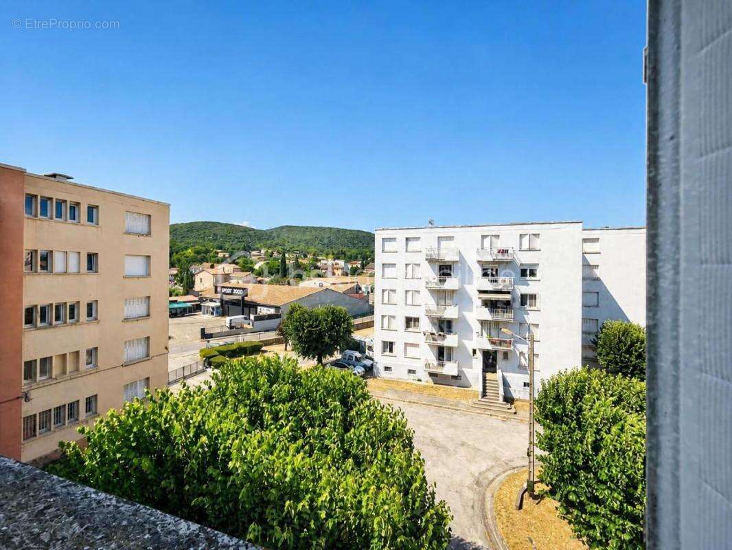 Appartement à GANGES