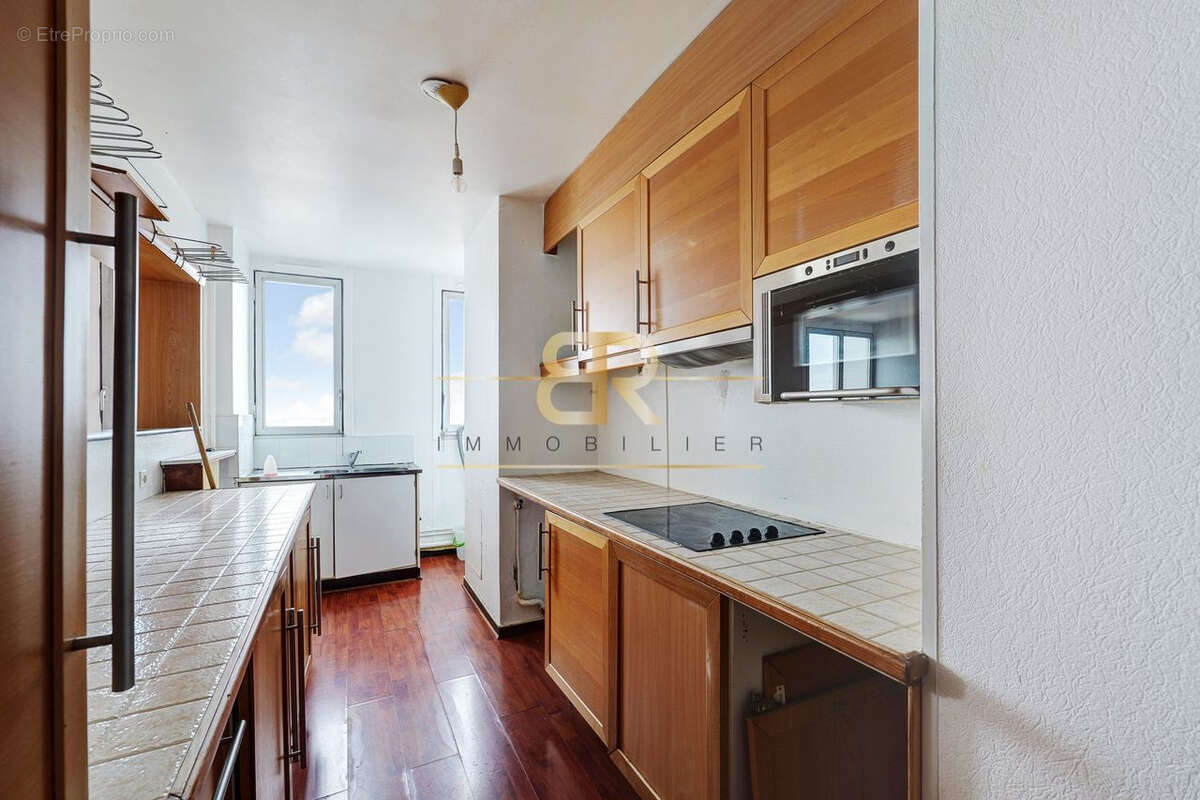 Appartement à PARIS-19E