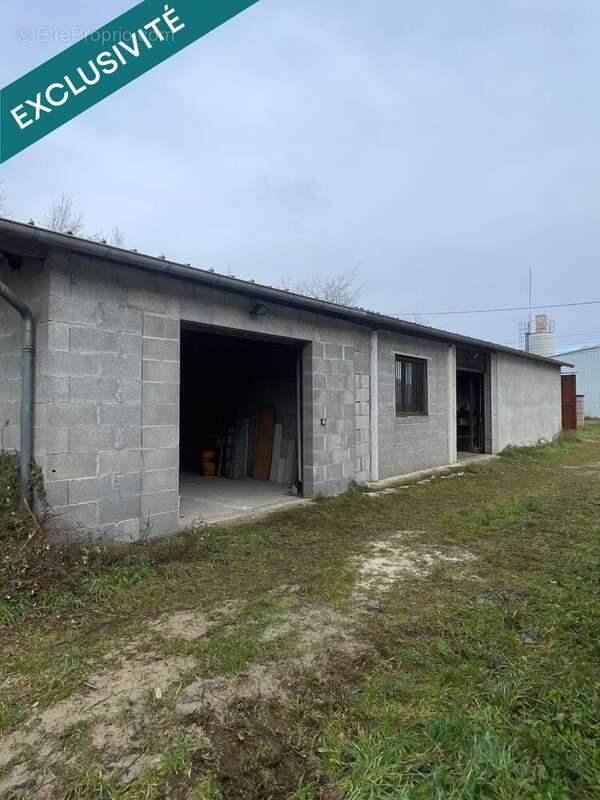 Photo 4 - Commerce à CESSIEU