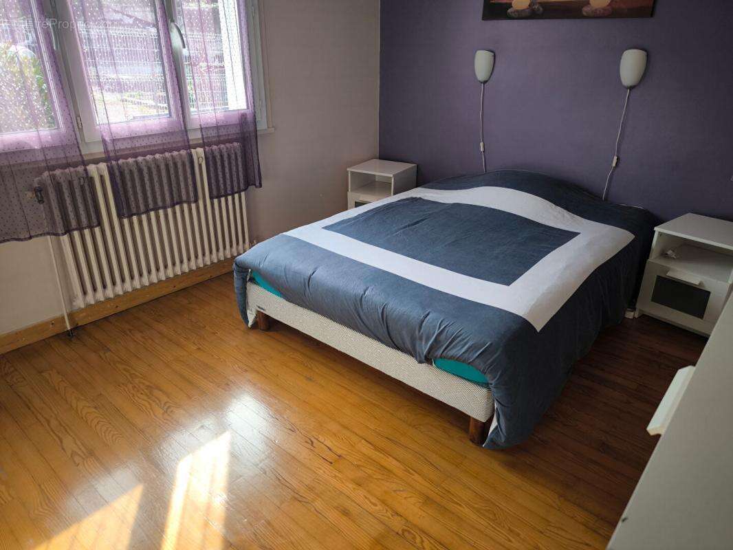 Maison à ROUSSILLON