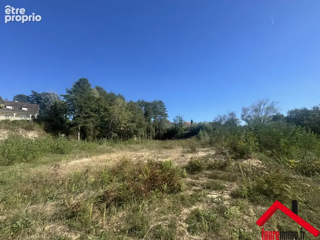 Terrain constructible à Saint-Viance en Corrèze - photo 3