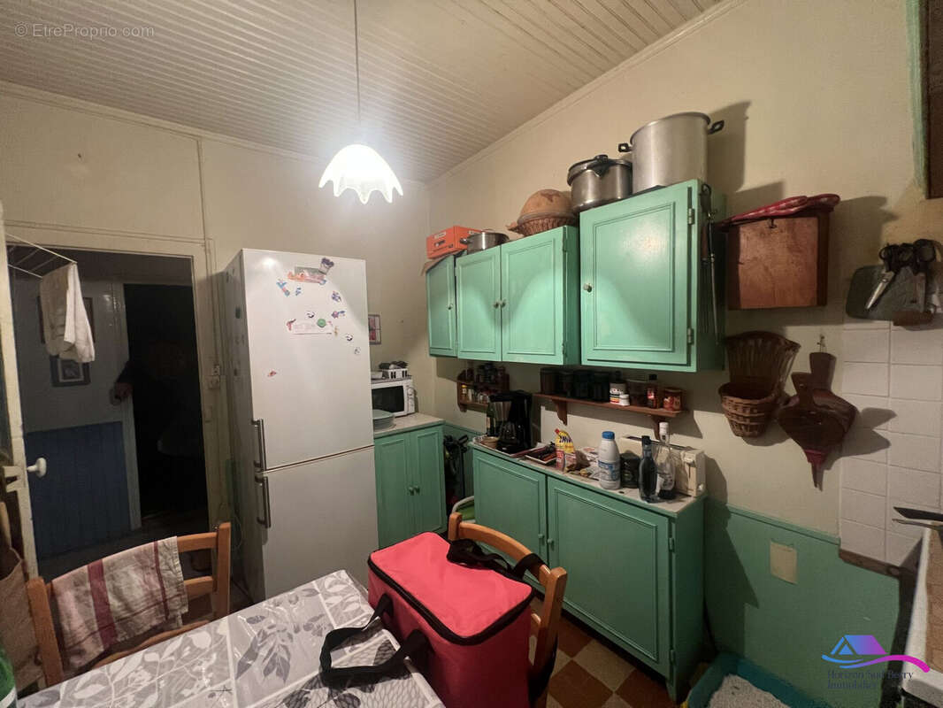 CUISINE - Maison à CHATEAUMEILLANT